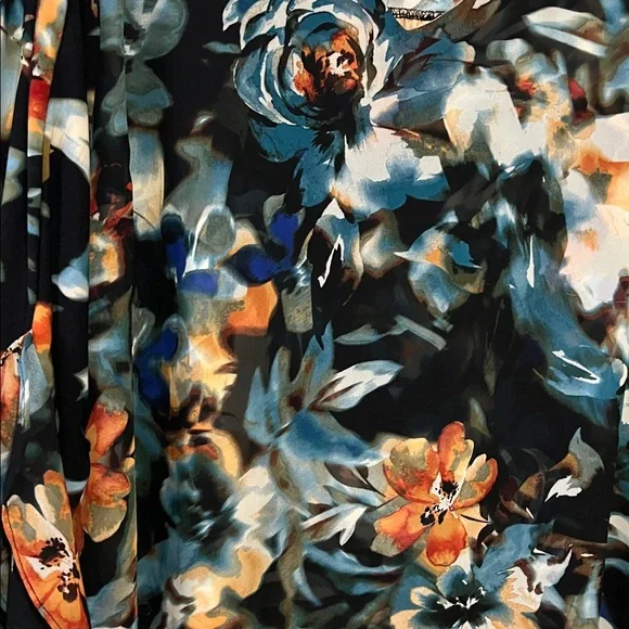 Attitudes by Renee Multicolor Floral V-Neck Blouse - Picture 2 of 7